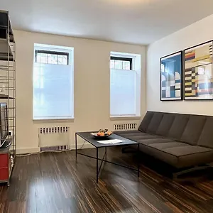 Close To All! 2-room In A 1-family Townhouse Apartment