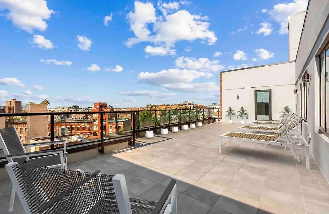 Near Manhattan Spacious Stunning New Modern Penthouse 3-Bedroom Apartment New York 0*,  United States