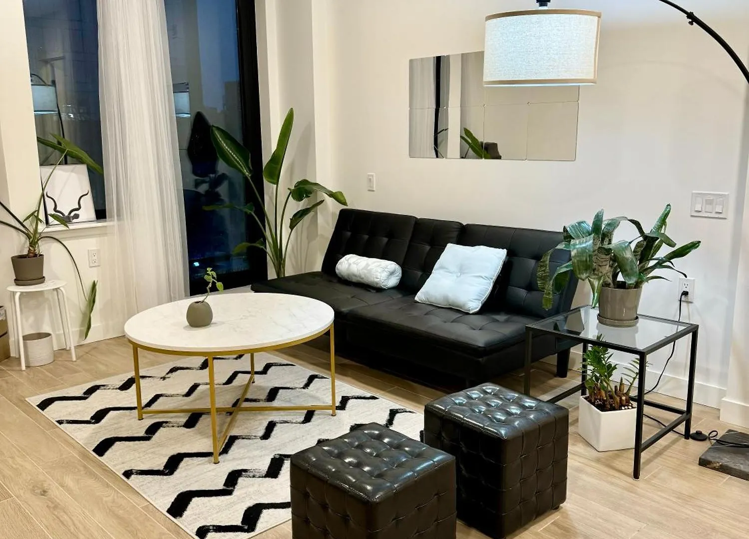 Near Manhattan Spacious Stunning New Modern Penthouse 3-Bedroom Apartment New York 0*,
