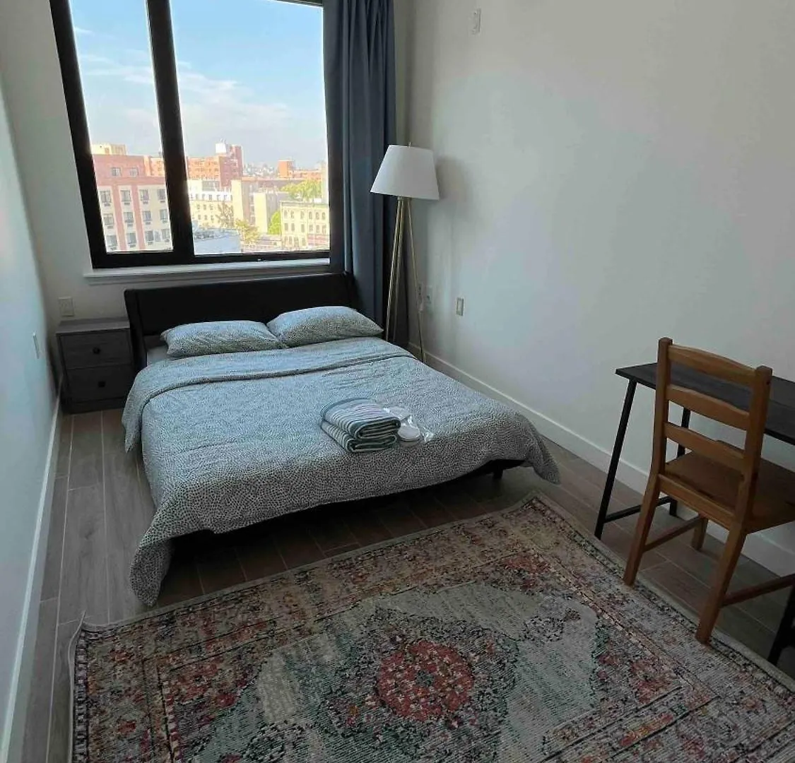 Near Manhattan Spacious Stunning New Modern Penthouse 3-Bedroom Apartment New York